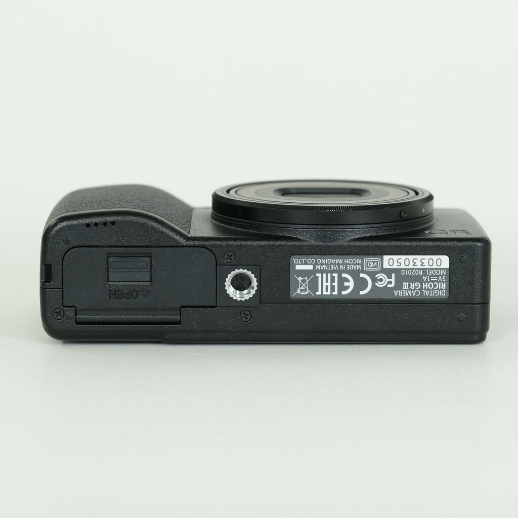 RICOH GR III RICOH GR III