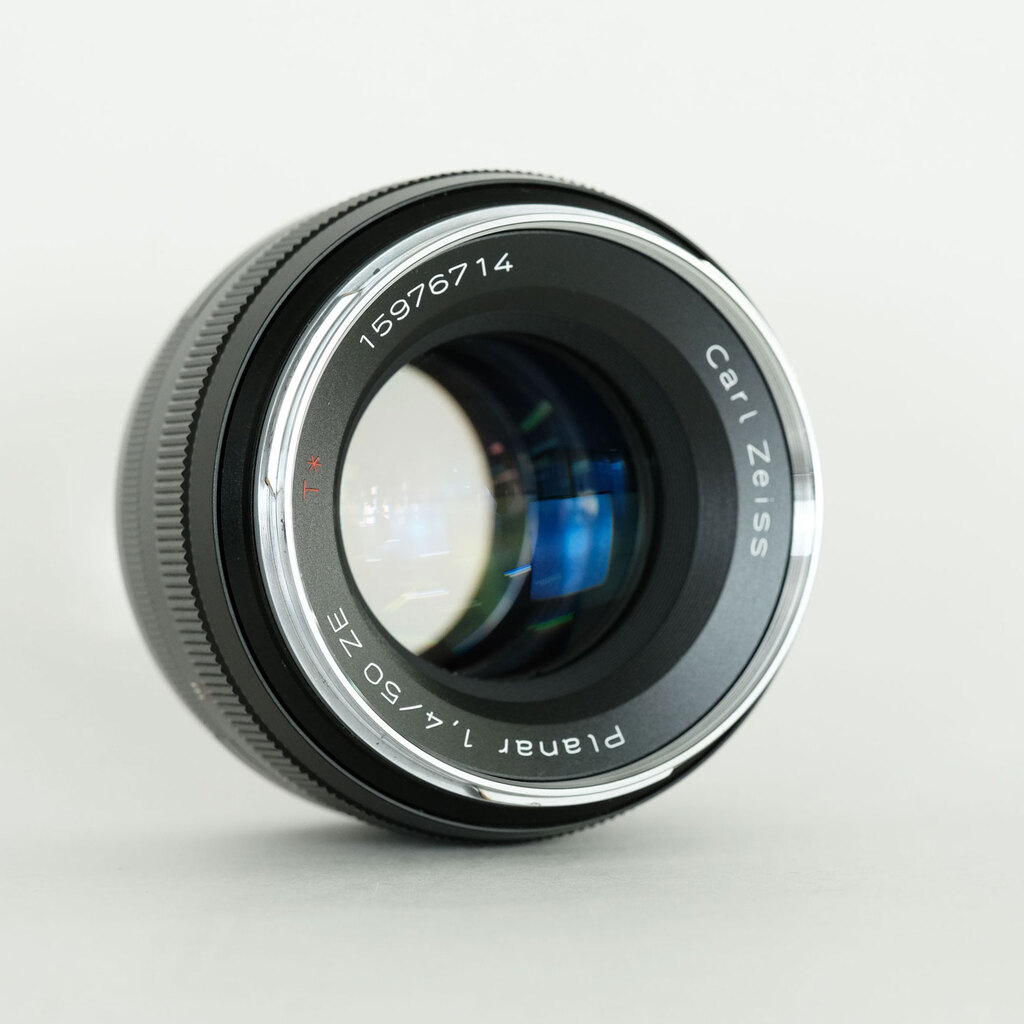 Carl Zeiss Planar T* 50mm F1.4 ZE [キヤノンEF用]
