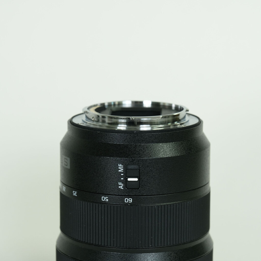 Panasonic LUMIX S 20-60mm F3.5-5.6