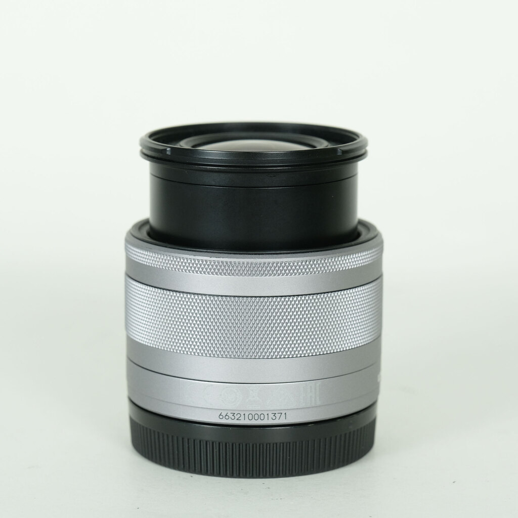 Canon EF-M15-45mm F3.5-6.3 IS STMの出品 | ONE SCENE（ワンシーン）