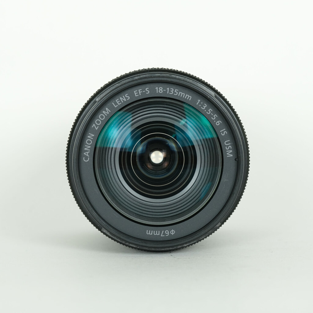Canon EF-S18-135mm F3.5-5.6 IS USM