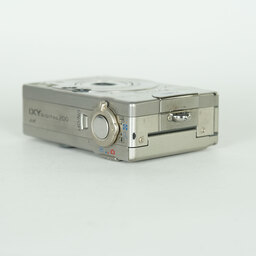 Canon IXY DIGITAL 200