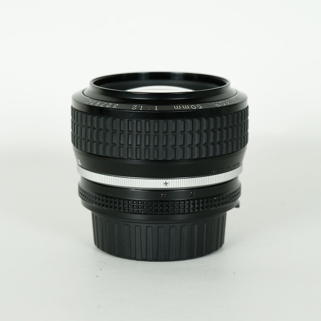 Nikon AI Nikkor 50mm f/1.2S Nikon AI Nikkor 50mm f/1.2S