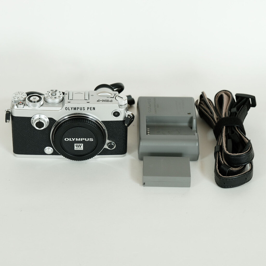 OLYMPUS PEN-Fの出品 | ONE SCENE（ワンシーン）