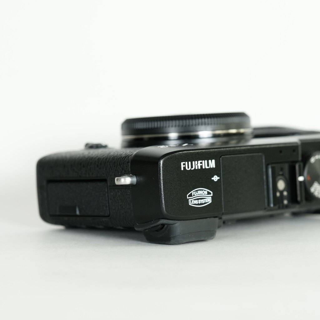 FUJIFILM X-E2