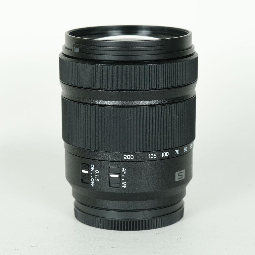 Panasonic LUMIX S 28-200mm F4-7.1 MACRO O.I.S.の出品 | ONE SCENE