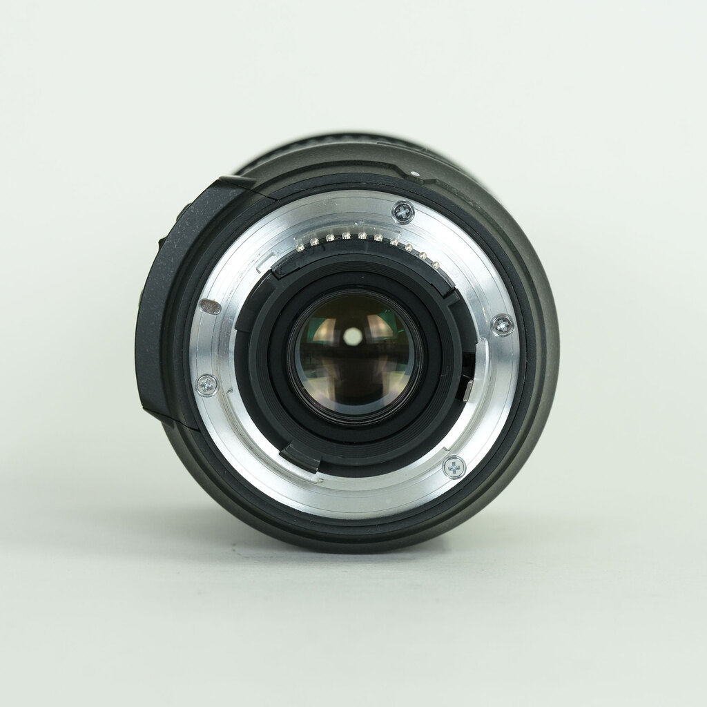 Nikon AF-S DX VR Zoom-Nikkor 18-200mm F3.5-5.6G IF-ED