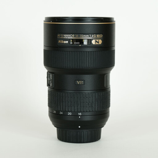 Nikon AF-S NIKKOR 16-35mm F4 G ED VR