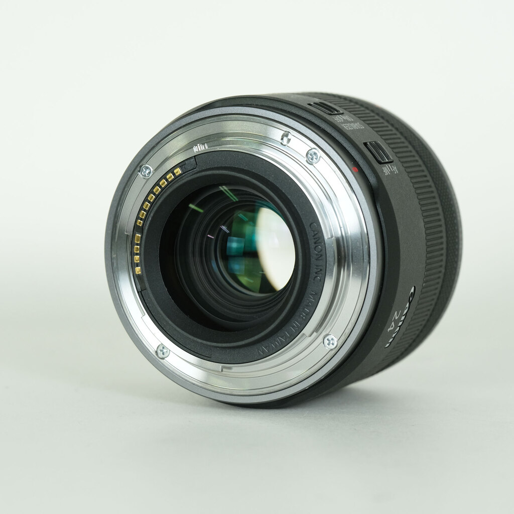 Canon RF24mm F1.8 MACRO IS STM