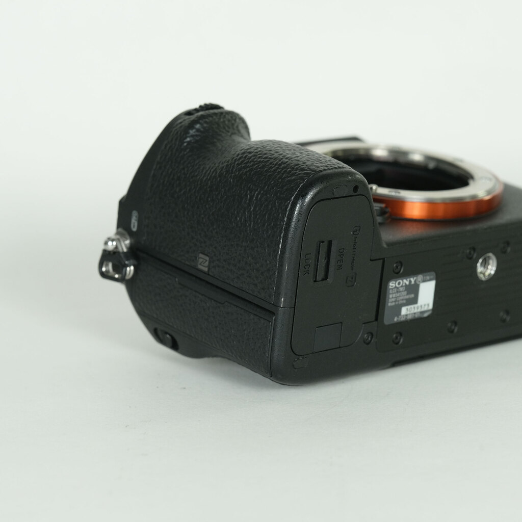 SONY α7 III（ILCE-7M3）