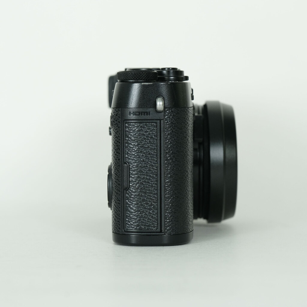 FUJIFILM X100F �u���b�N