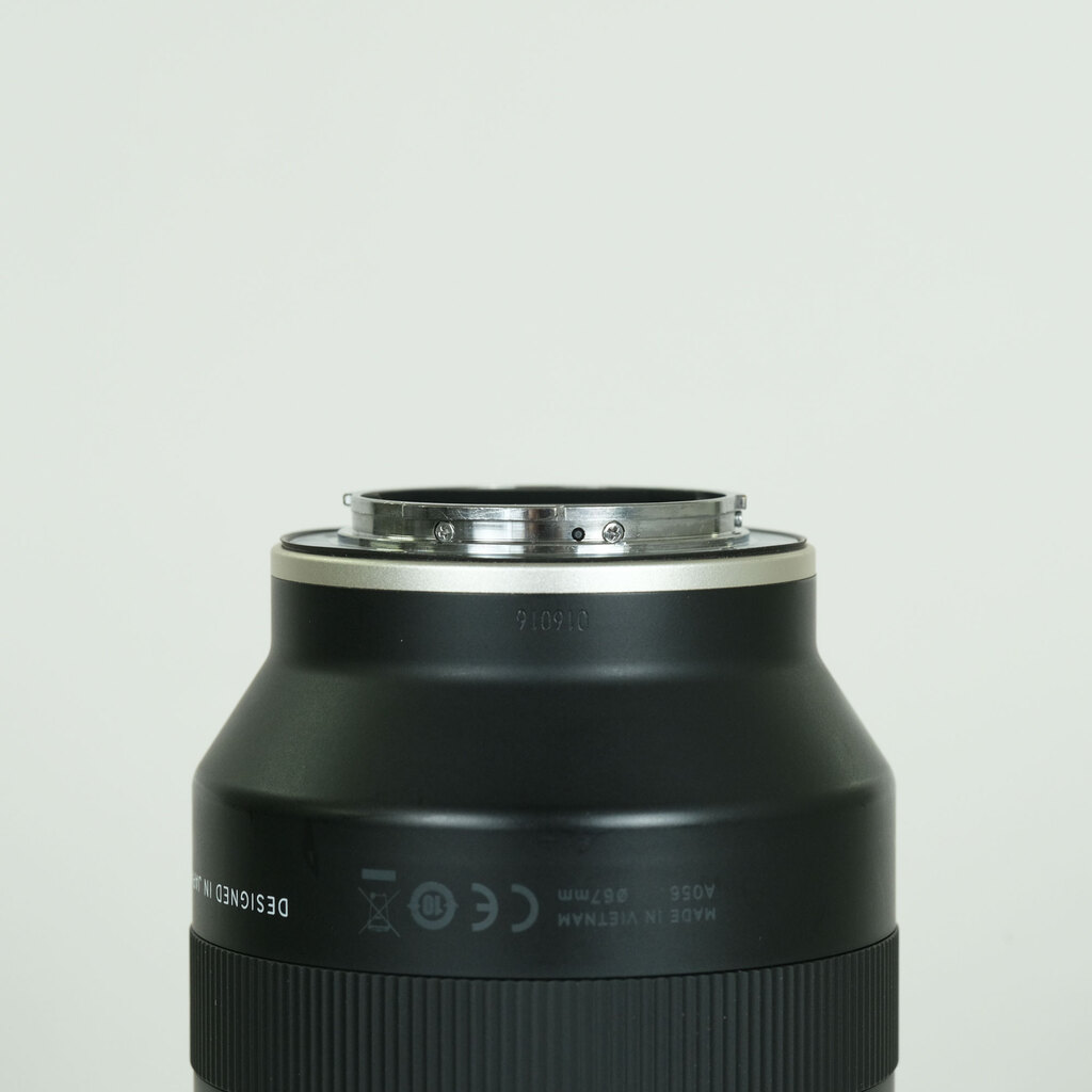 TAMRON 70-180mm F/2.8 Di III VXD (Model A056) [ ソニーE用 ]