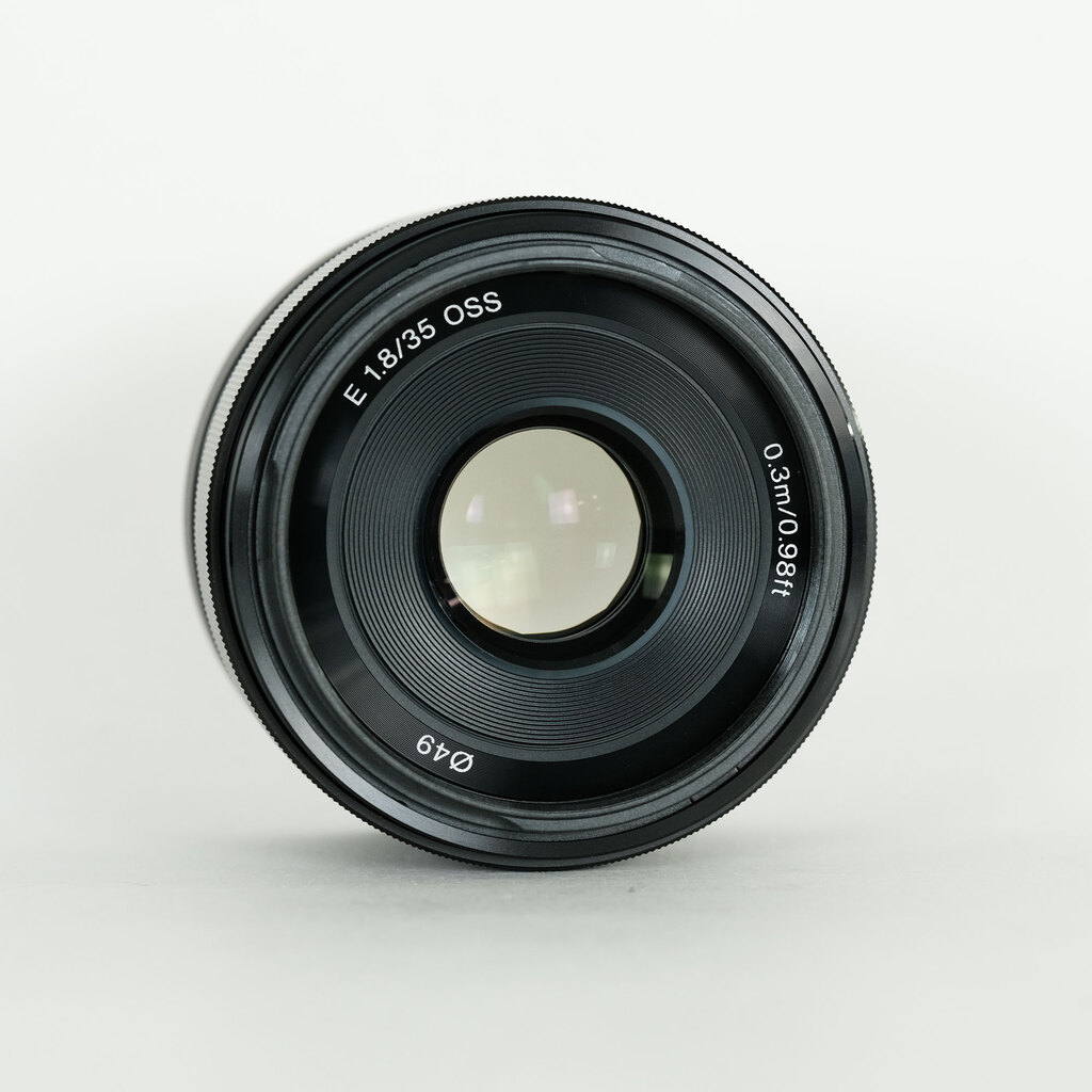SONY E 35mm F1.8 OSS SEL35F18