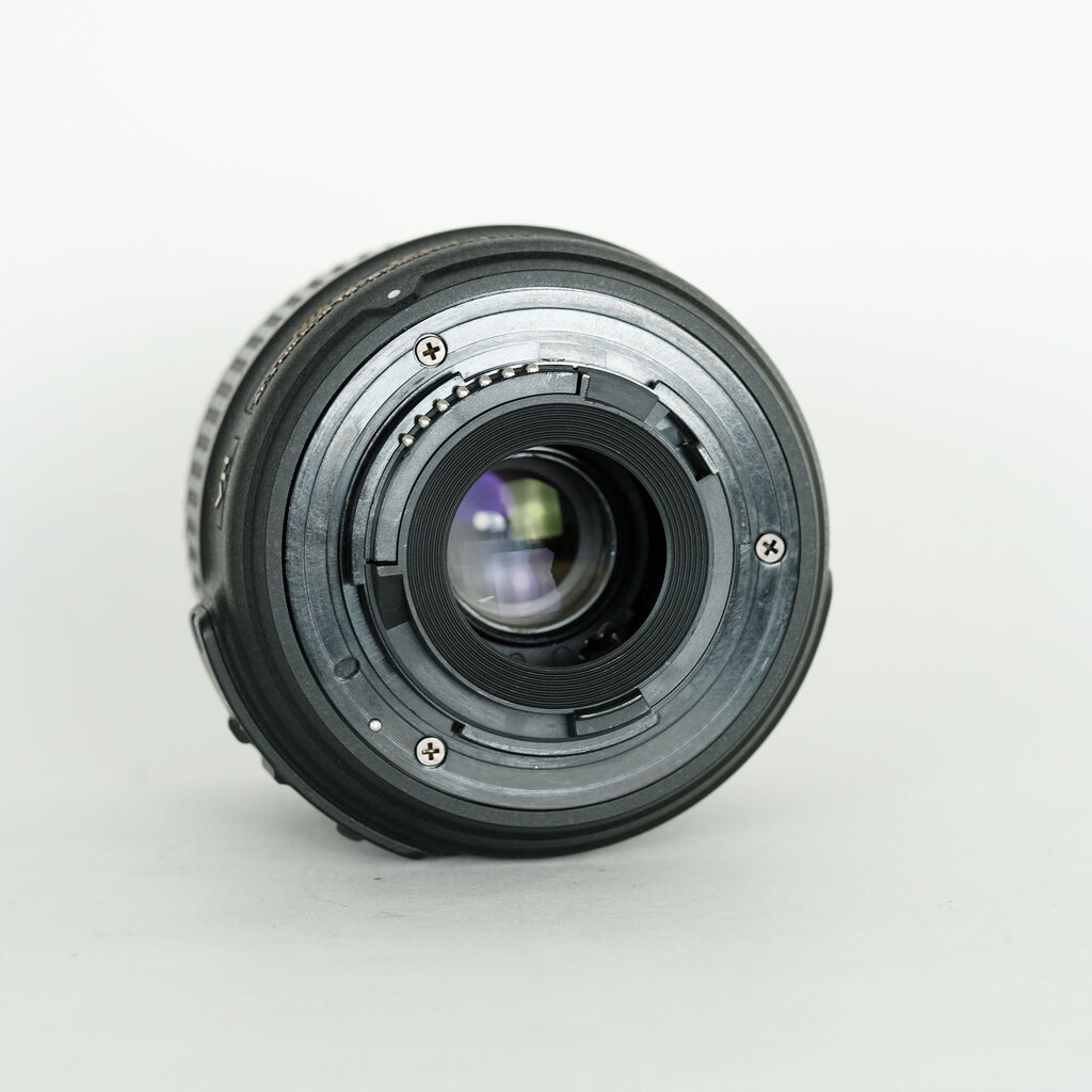 Nikon AF-S DX NIKKOR 18-55mm F3.5-5.6 G VR