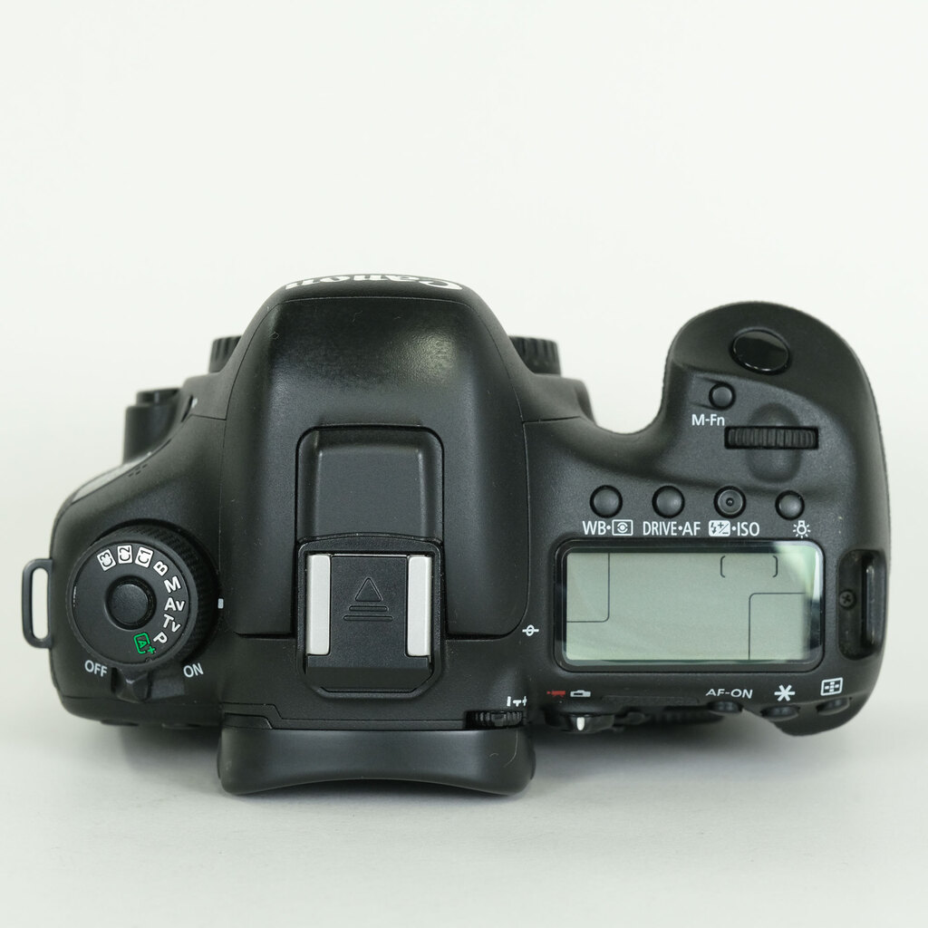 Canon EOS 7D Mark II Canon EOS 7D Mark II