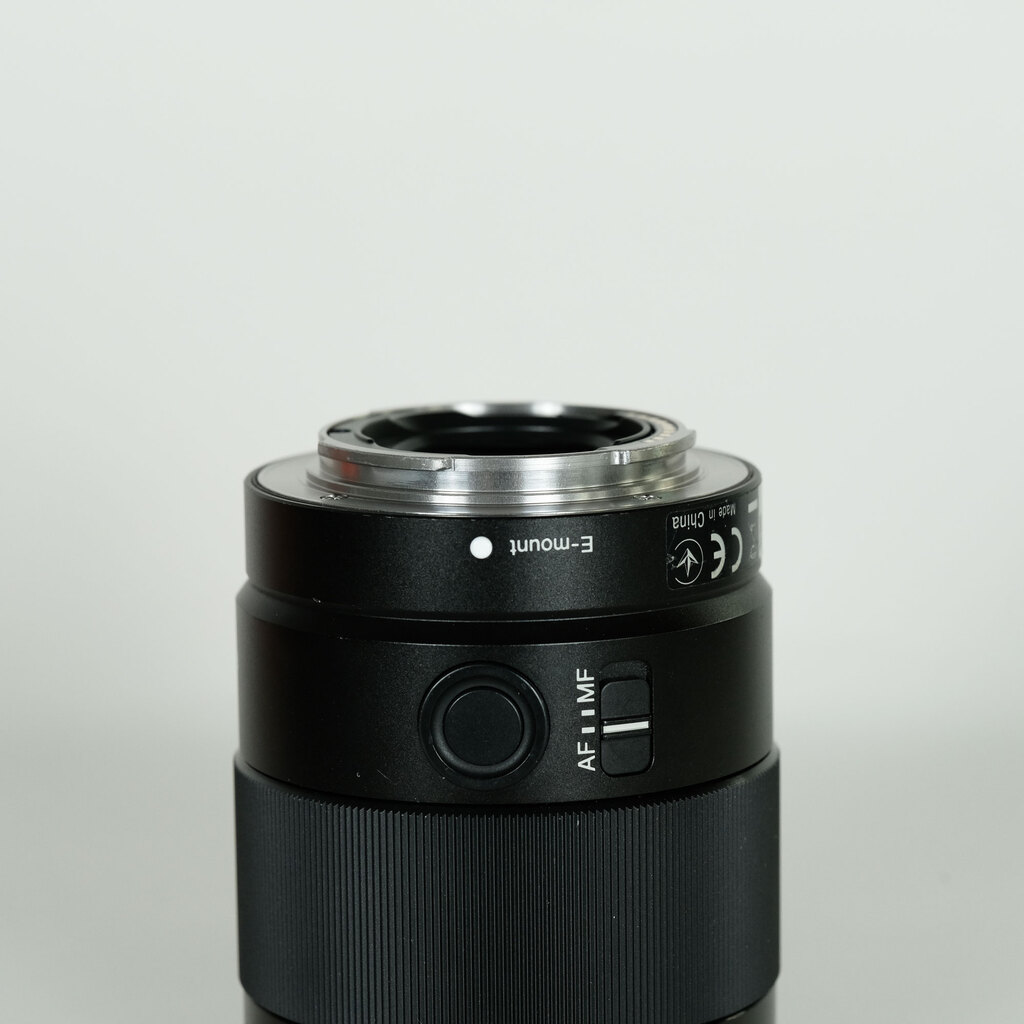SONY FE 35mm F1.8 SEL35F18F