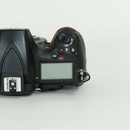 Nikon D810