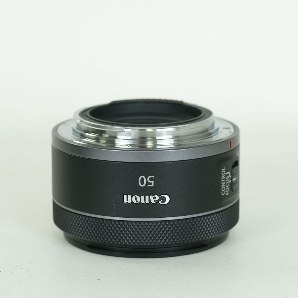 Canon RF50mm F1.8 STM Canon RF50mm F1.8 STM