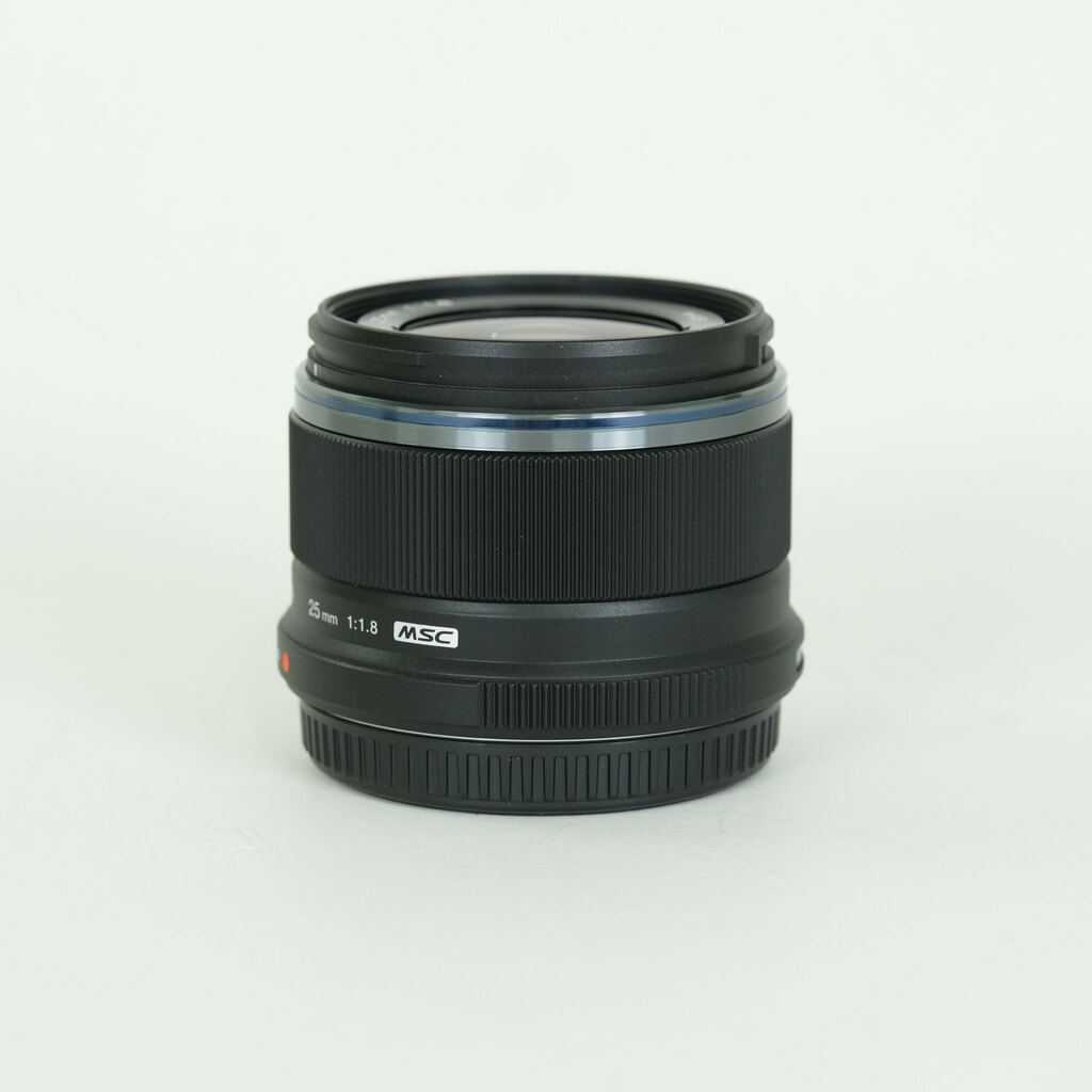 OLYMPUS M.ZUIKO DIGITAL 25mm F1.8 OLYMPUS M.ZUIKO DIGITAL 25mm F1.8