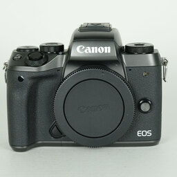 Canon EOS M5