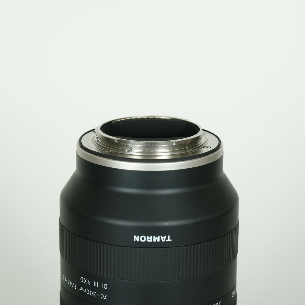 TAMRON 70-300mm F/4.5-6.3 Di III RXD (Model A047) [ソニーE用]
