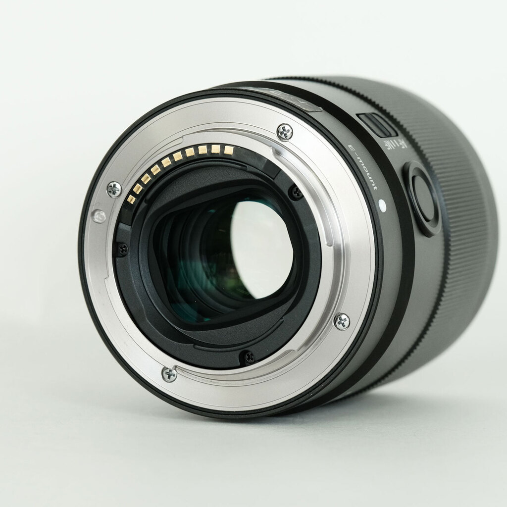 SONY FE 35mm F1.8 SEL35F18F SONY FE 35mm F1.8 SEL35F18F