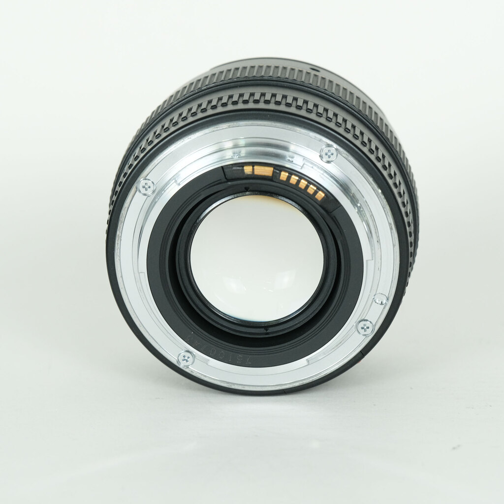 Canon EF50mm F1.4 USMの出品 | ONE SCENE（ワンシーン）