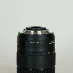 Canon EF-S18-135mm F3.5-5.6 IS USM