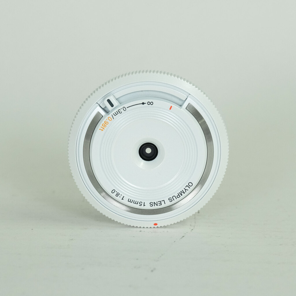 OLYMPUS ボディキャップレンズ BCL-1580 ホワイト