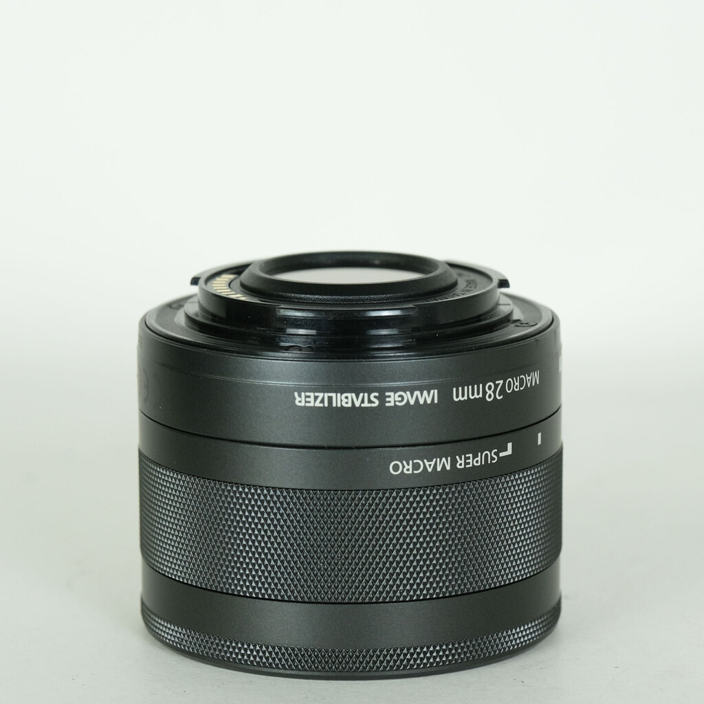 Canon EF-M28mm F3.5 マクロ IS STM