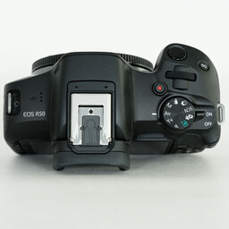 Canon EOS R50