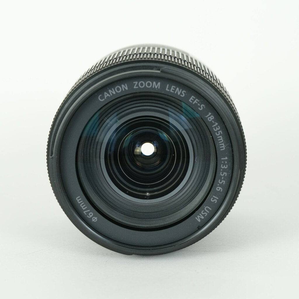 Canon EF-S18-135mm F3.5-5.6 IS USM