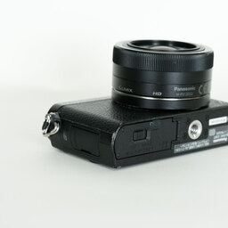 Panasonic LUMIX DMC-GM1Kレンズキット ブラック