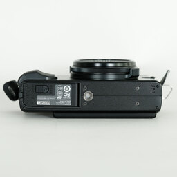 FUJIFILM X70 ブラック