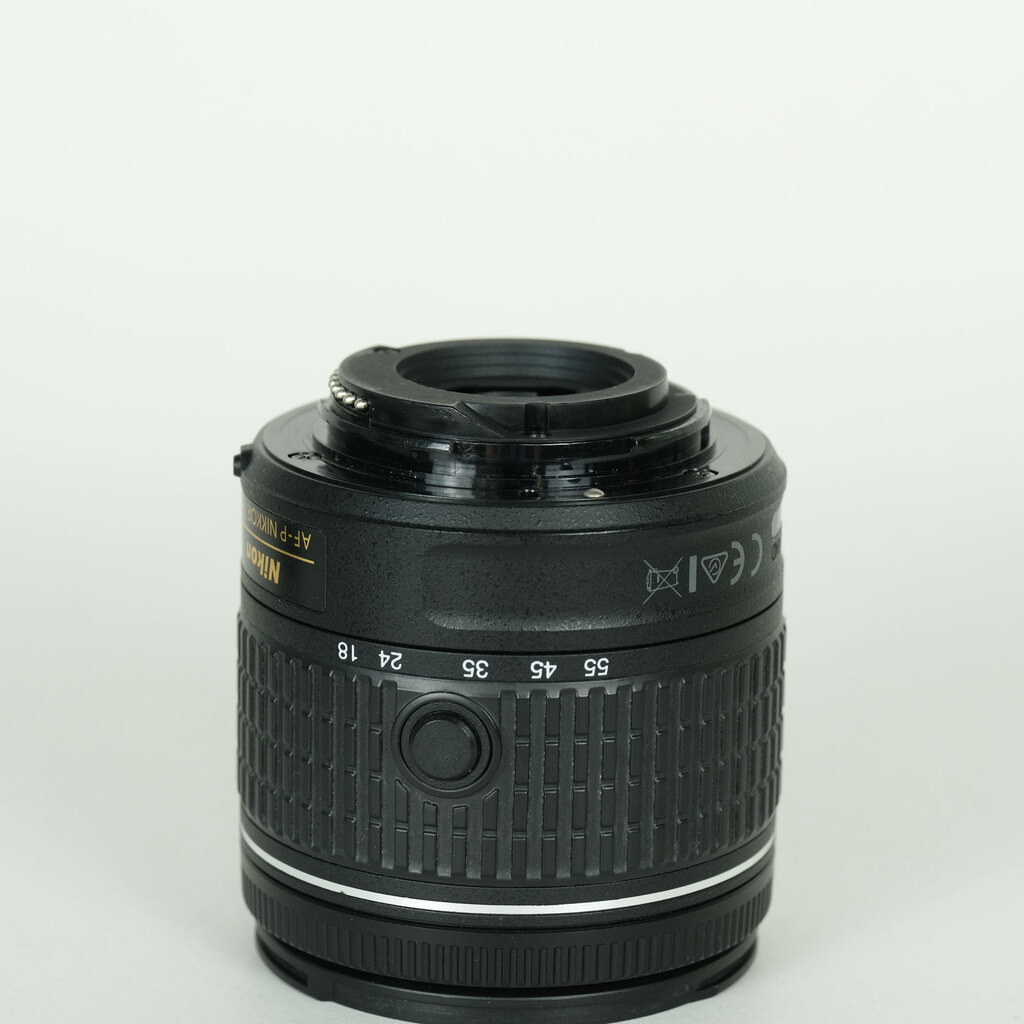 Nikon AF-P DX NIKKOR 18-55mm F3.5-5.6G VR Nikon AF-P DX NIKKOR 18-55mm F3.5-5.6G VR