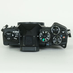 OLYMPUS OM-D E-M5 Mark III