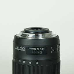 Canon EF-S18-135mm F3.5-5.6 IS USM