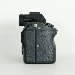 SONY α7 III（ILCE-7M3）