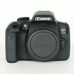 Canon EOS Kiss X8i