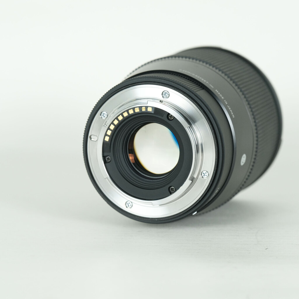 SIGMA 16mm F1.4 DC DN｜Contemporary [フジフイルムX用]の出品 | ONE