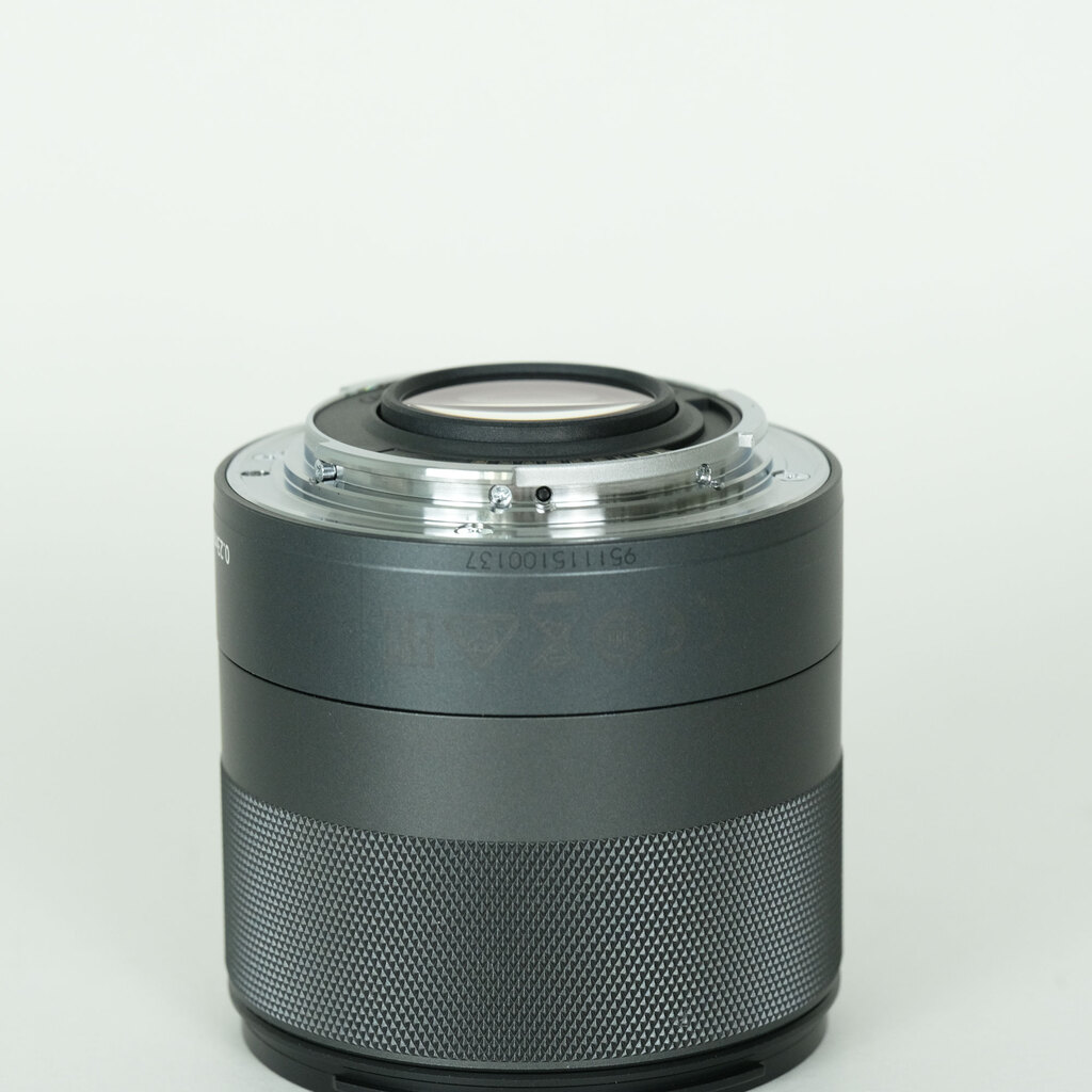 Canon EF-M32mm F1.4 STMの出品 | ONE SCENE（ワンシーン）