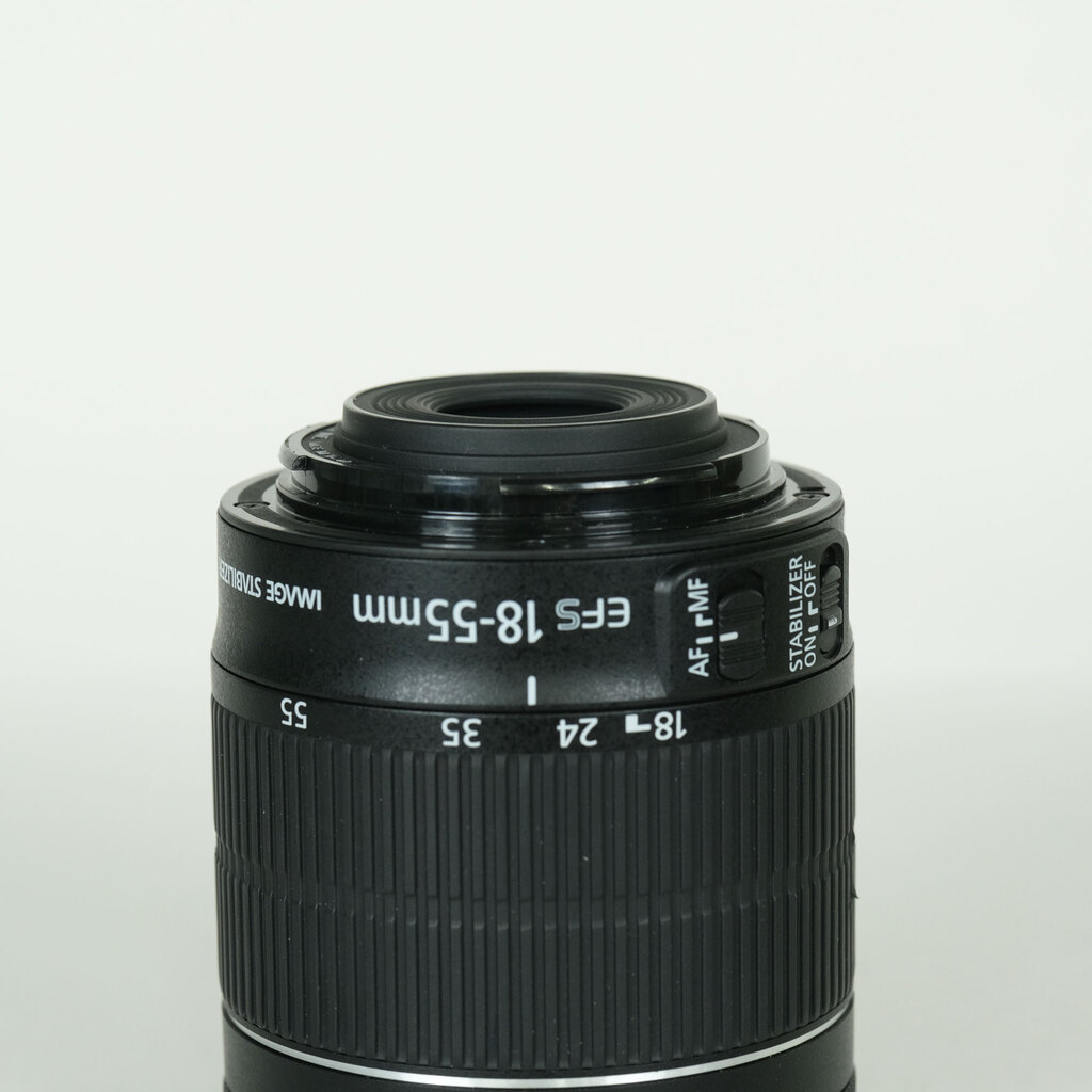Canon EF-S18-55mm F3.5-5.6 IS STMの出品 | ONE SCENE（ワンシーン）