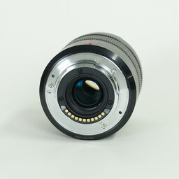 Panasonic LUMIX G VARIO 45-150mm / F4.0-5.6 ASPH. / MEGA O.I.S.