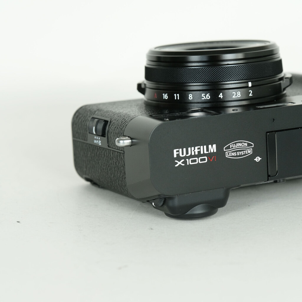 FUJIFILM X100VI