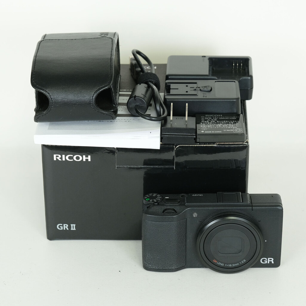 RICOH GR II