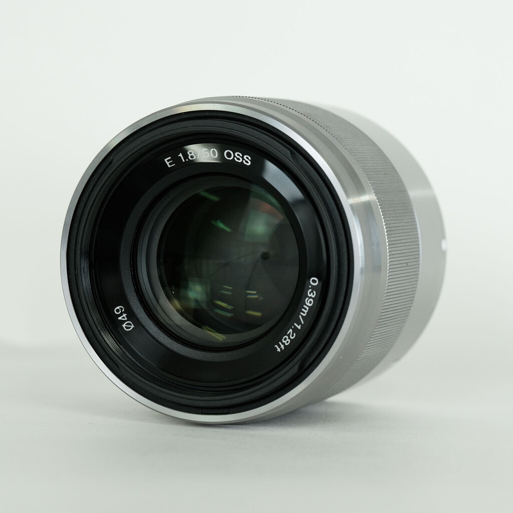 SONY E 50mm F1.8 OSS SEL50F18