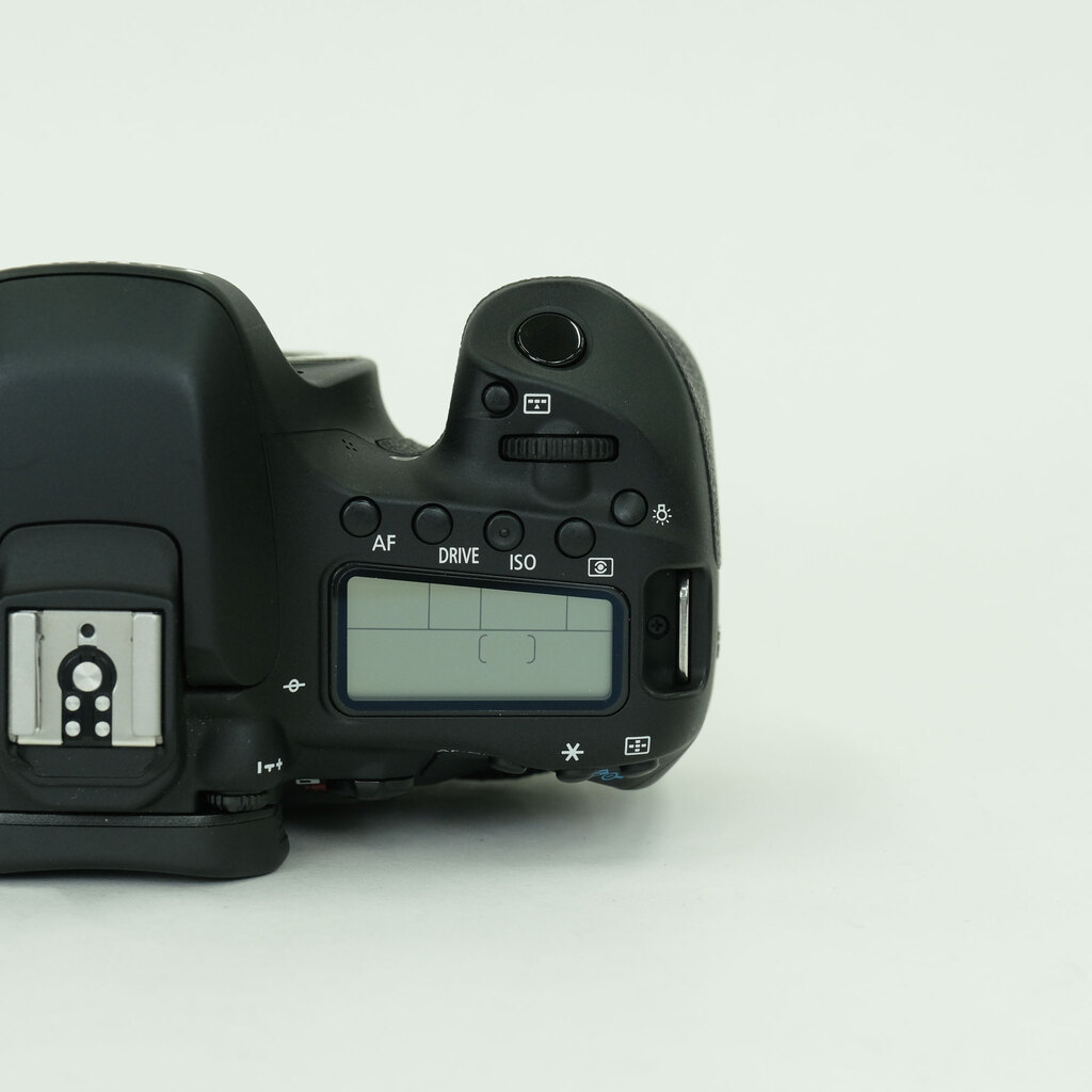Canon EOS 80D Canon EOS 80D