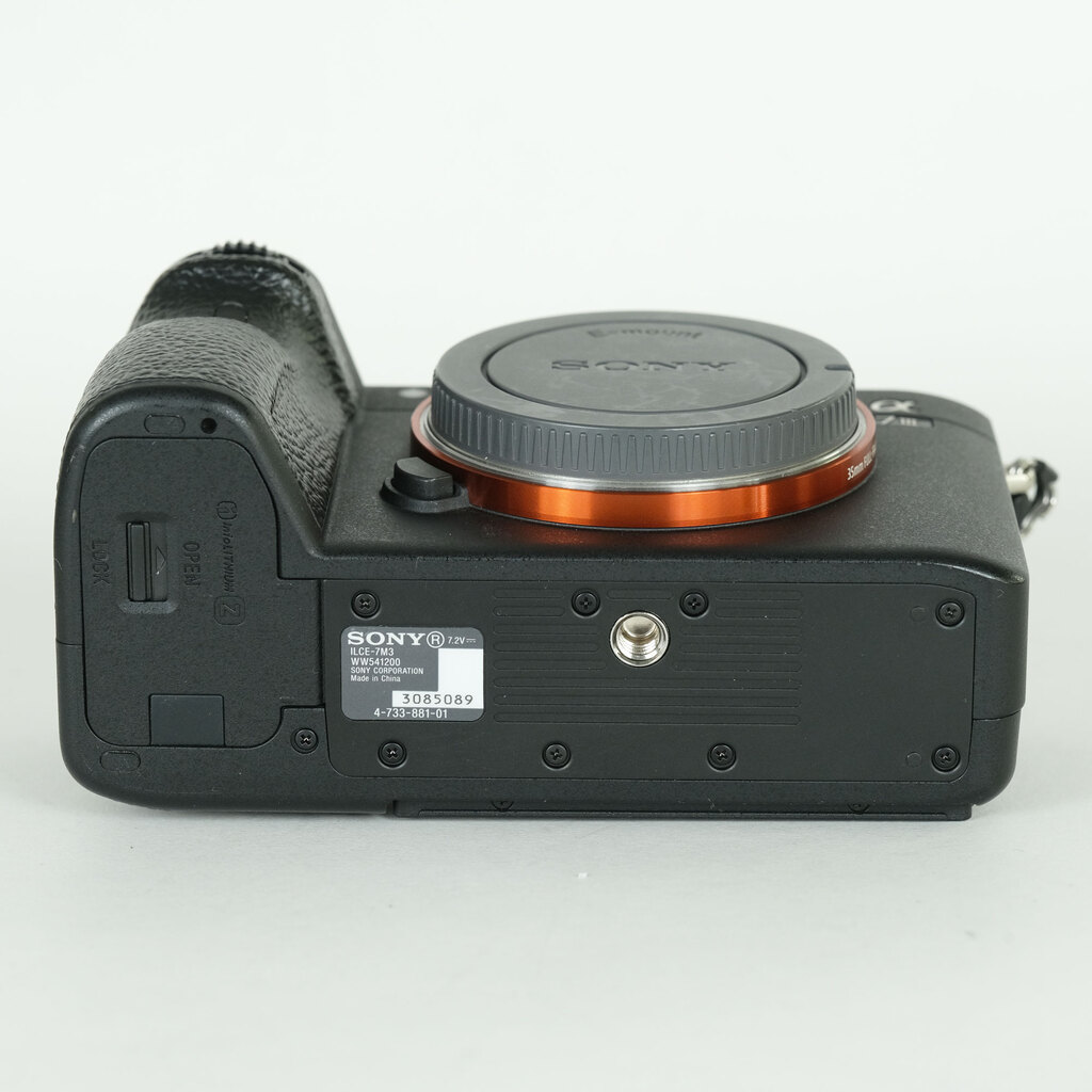 SONY α7 III（ILCE-7M3）