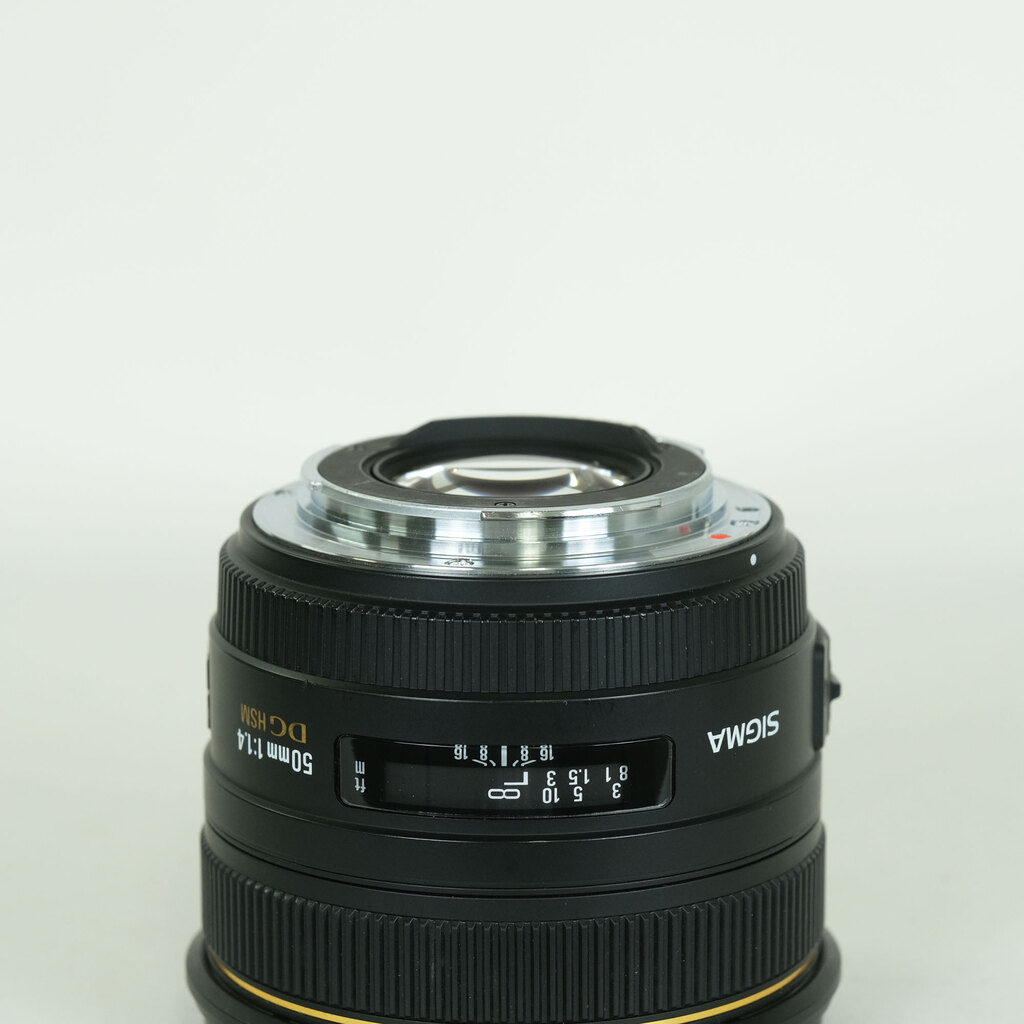 SIGMA 50mm F1.4 EX DG HSM (キヤノンEF用)