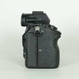 SONY α7 III（ILCE-7M3）